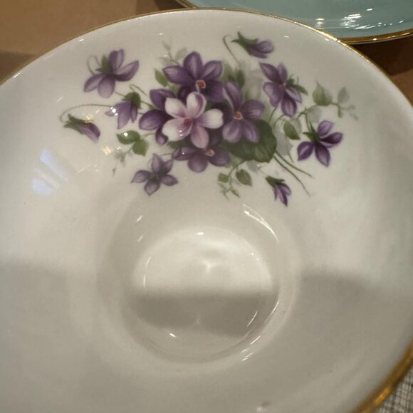John Aynsley #2974 Bone China Tea Cup and Saucer – Light Blue with Violets - Picture 4 of 9